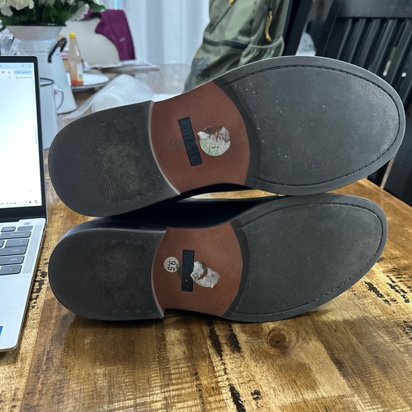 9.5 used - Picture 2 of 5